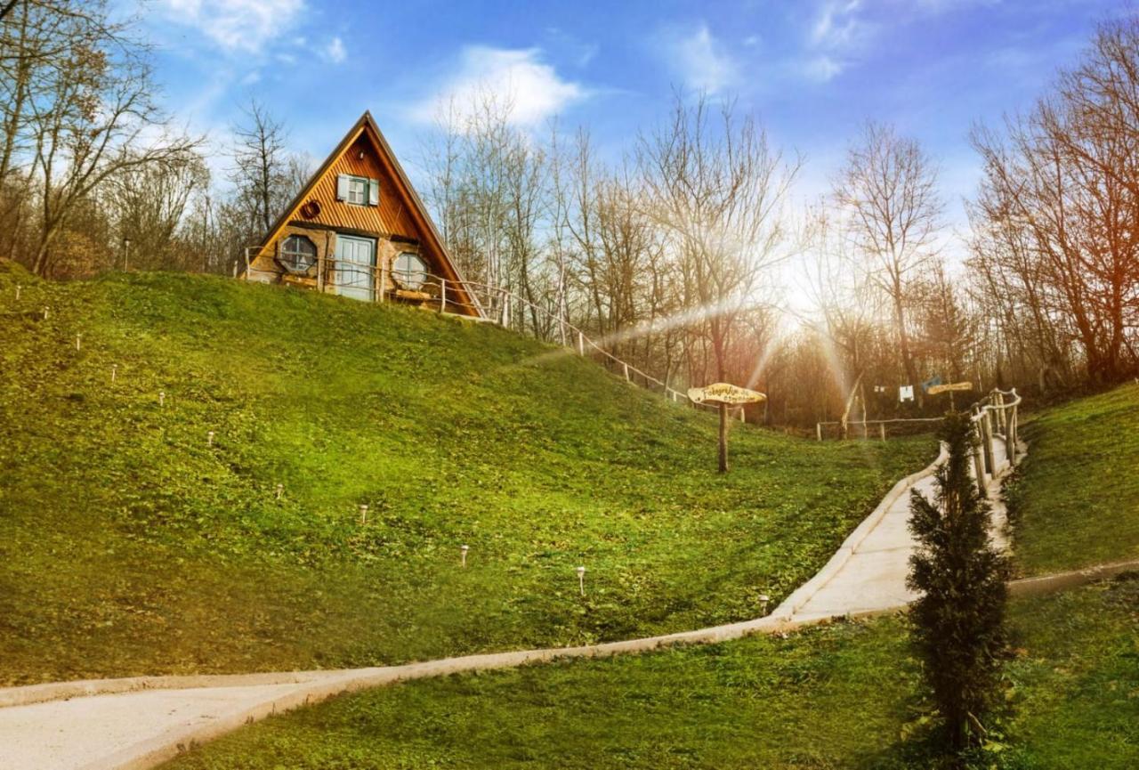 Etno Village Dolina Srece Витез Екстериор снимка